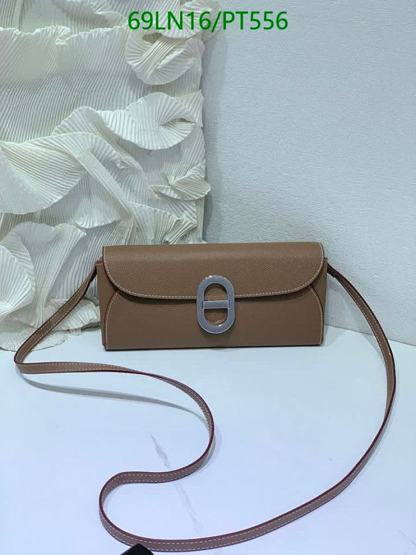 The Row Mini Chain Shoulder Bag - view 4